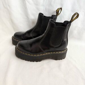 Youth Dr Martens 2976 Quad Smooth Black Leather Platform Chelsea Boot Size US 4